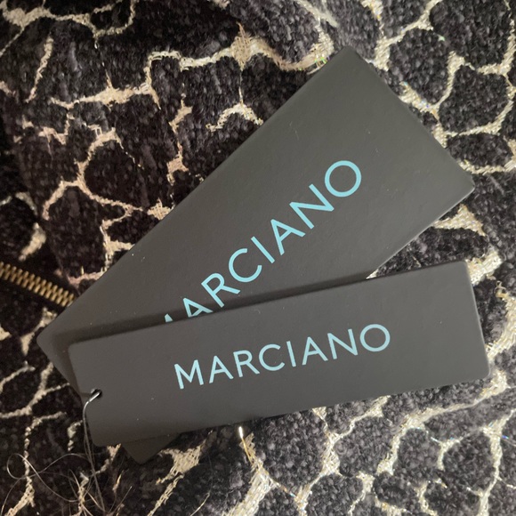 Marciano blazer in size 2. New with tags. - Picture 10 of 11